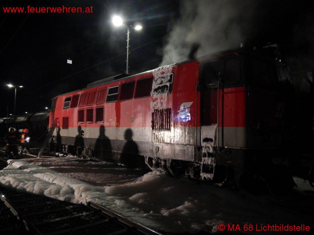 BF Wien: Brennende Diesellok