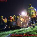 FF Pasching: PKW-Lenkerin nach schwerem Verkehrsunfall von der Feuerwehr befreit