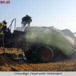 FF Pettendorf: Fahrzeugbrand ( Strohpresse )
