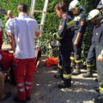 FF Klosterneuburg: Person in Sickerschacht gestürzt