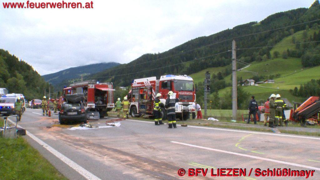 BFV Liezen: Verkehrsunfall zwischen Schladming und Pichl fordert 3 Tote
