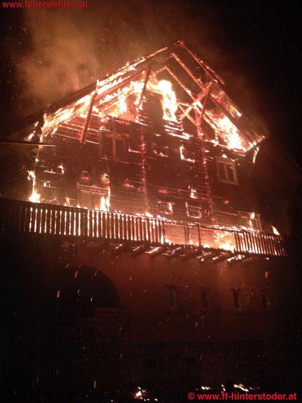 FF Hinterstoder: Brandeinsatz in der Pehamvilla