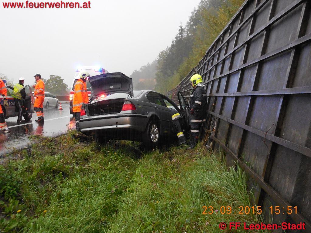 FF Leoben-Stadt: VU S6 Fahrtrichtung Bruck nach Massenbergtunnel