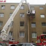 FF Klosterneuburg: Menschenrettung mit der Teleskopmastbühne