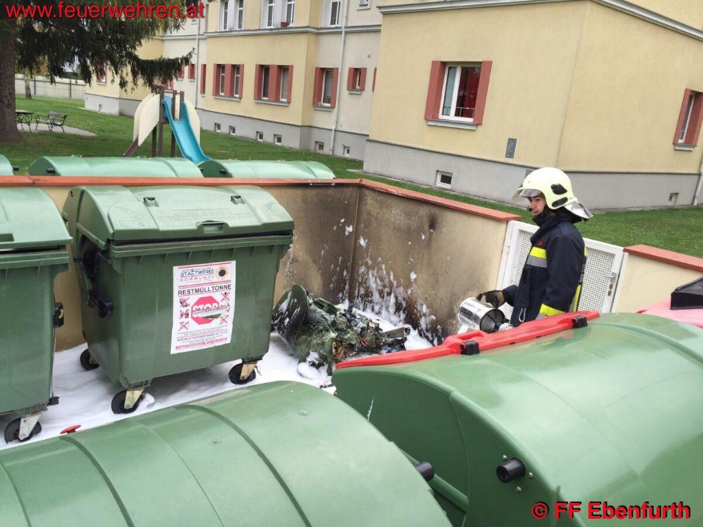 FF Ebenfurth: Müllbehälterbrand