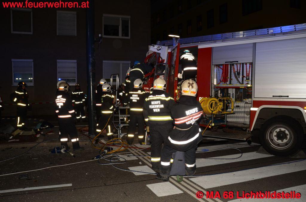 BF Wien: Verkehrsunfall bei Einsatzfahrt