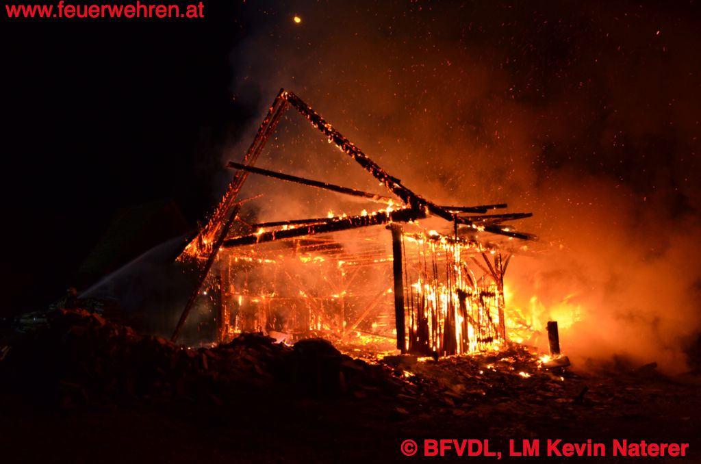 BFVDL: Wirtschaftsgebäudebrand