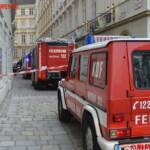 BF Wien: Brandeinsatz über den Dächern der City