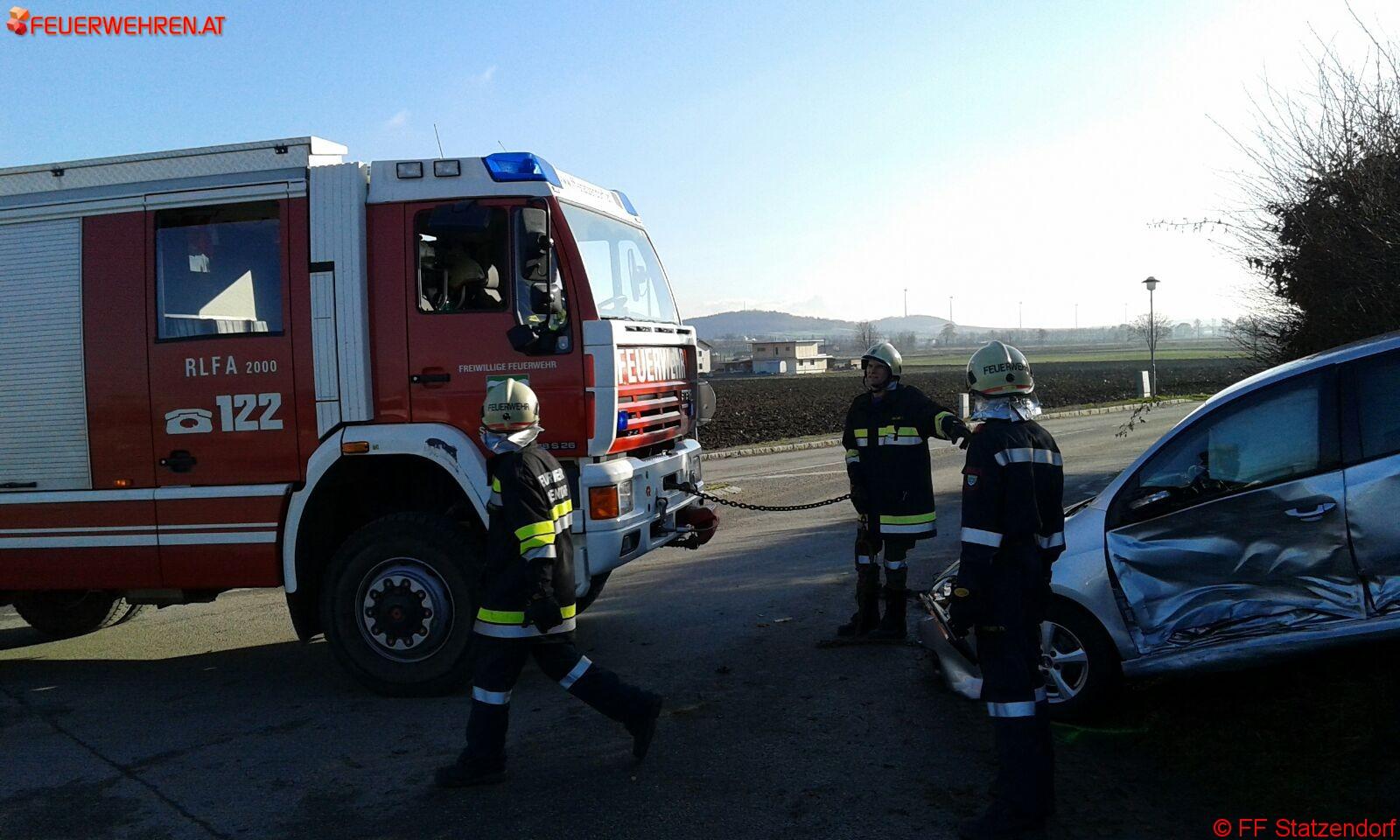 FF Statzendorf: Verkehrsunfall fordert mehrere Verletzte
