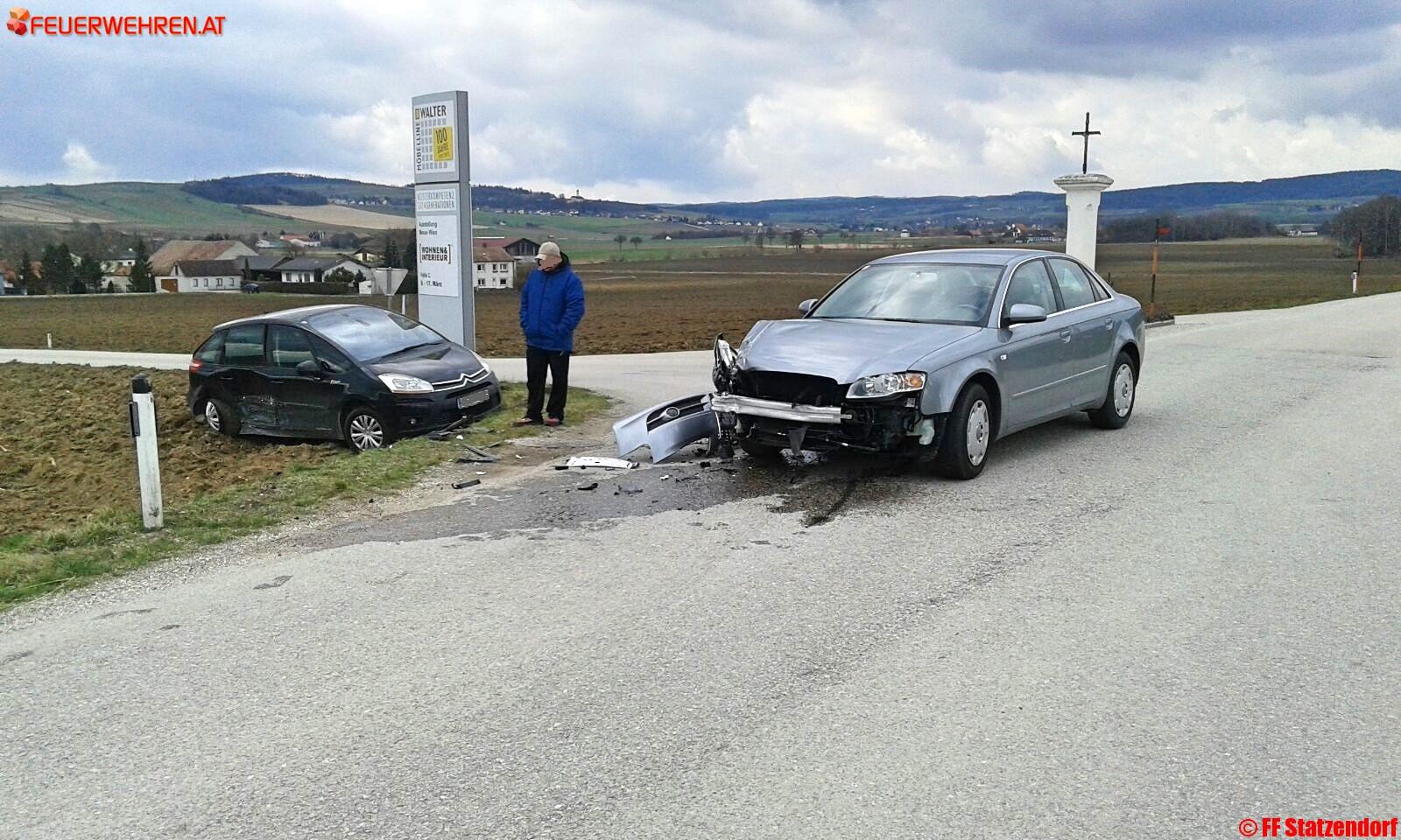 Keine Verletzten bei Verkehrsunfall in Statzendorf