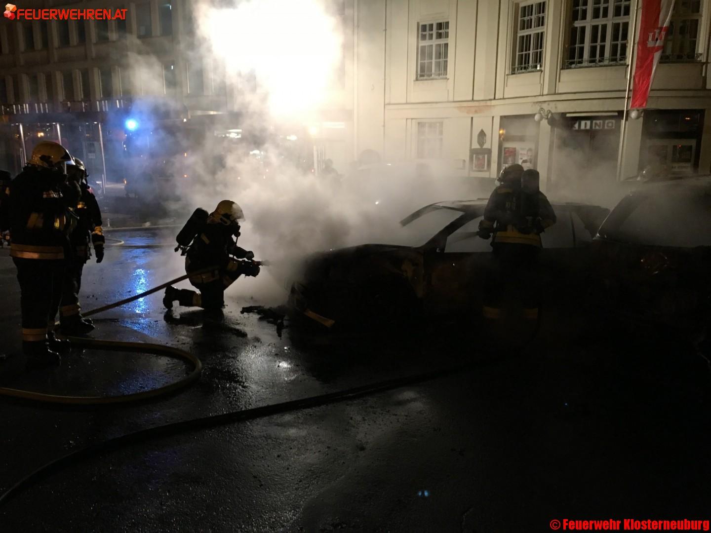 FF Klosterneuburg: Vier Fahrzeuge nach Brand zerstört