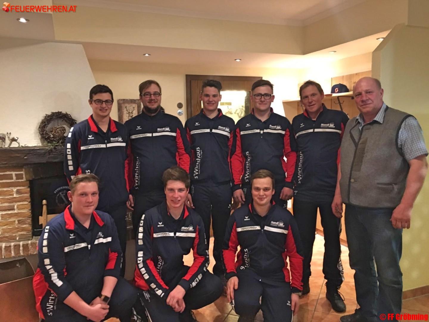 Bewerbsgruppe FF Gröbming neu eingekleidet