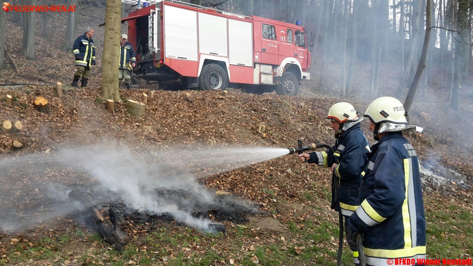 Böschungsbrand in Krumbach