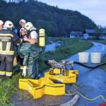 FF Krems: Großeinsatz nach Ölaustritt in Krems-Rehberg