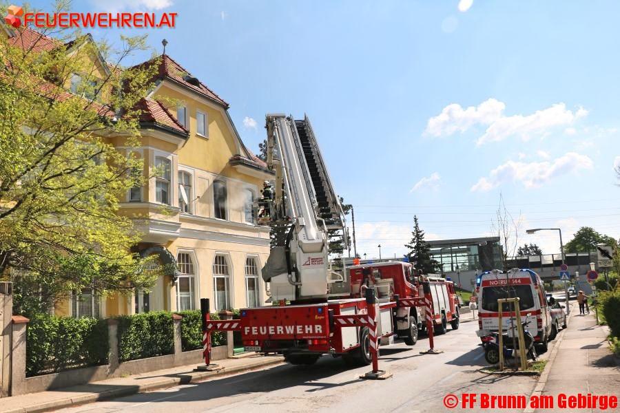 B2 Zimmerbrand in Brunn am Gebirge
