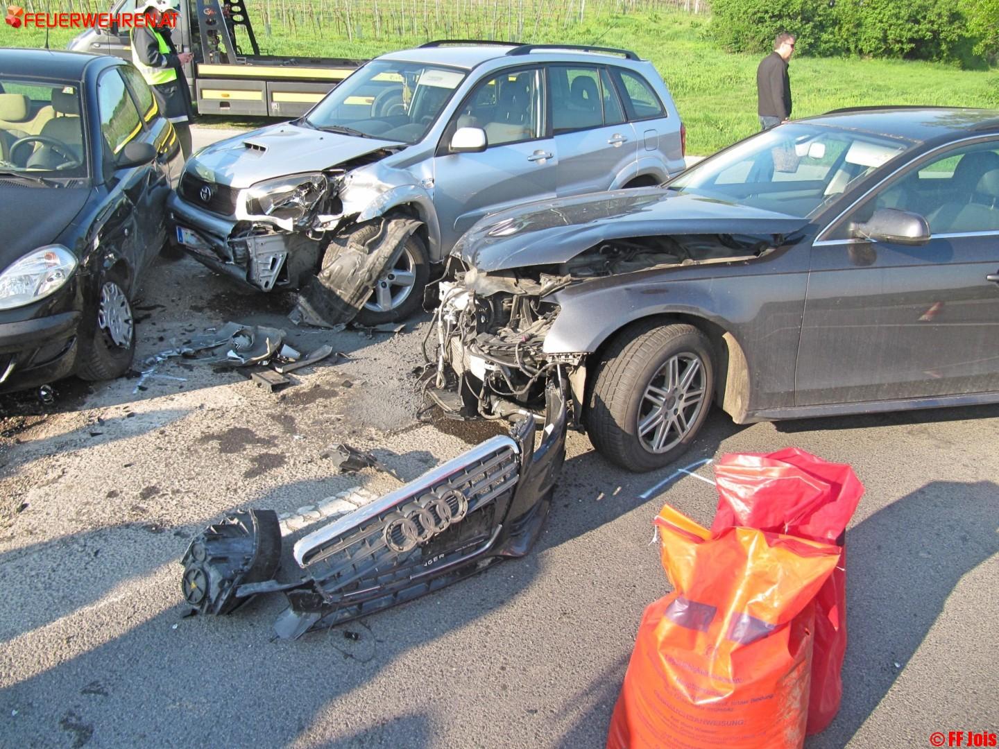 FF Jois: Verkehrsunfall mit Personenschaden