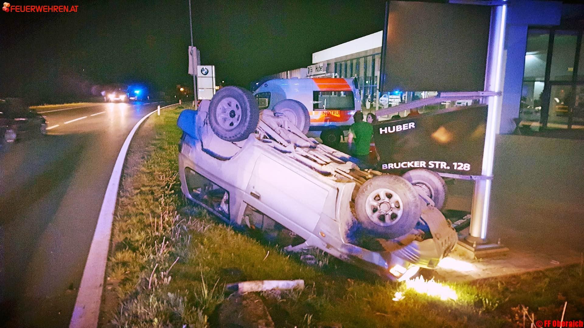 PKW Überschlag auf der B116 in Oberaich