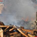 BF Wien: Brand am Schrottplatz