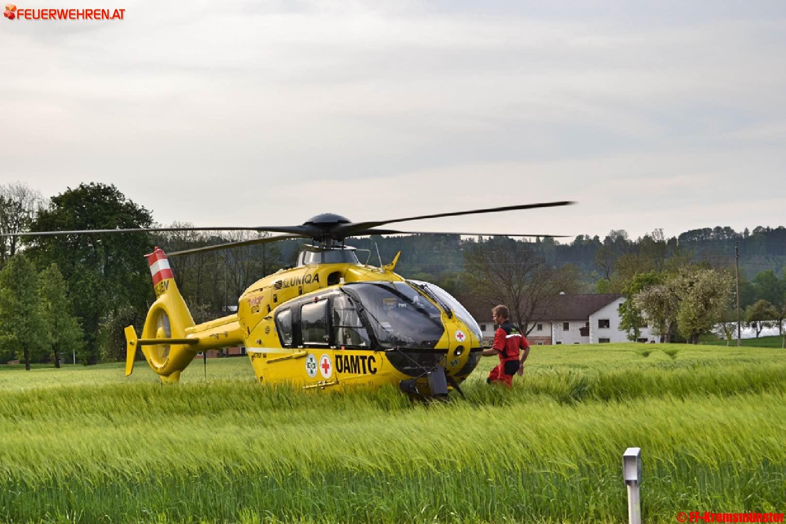FF Kremsmünster: Schwerer Verkehrsunfall in Oberrohr