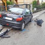 FF Klosterneuburg: Verkehrsunfall Pkw gegen Zaun