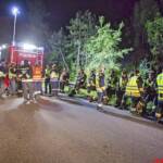 FF Krems: Lenker nach Fahrzeugüberschlag vermisst