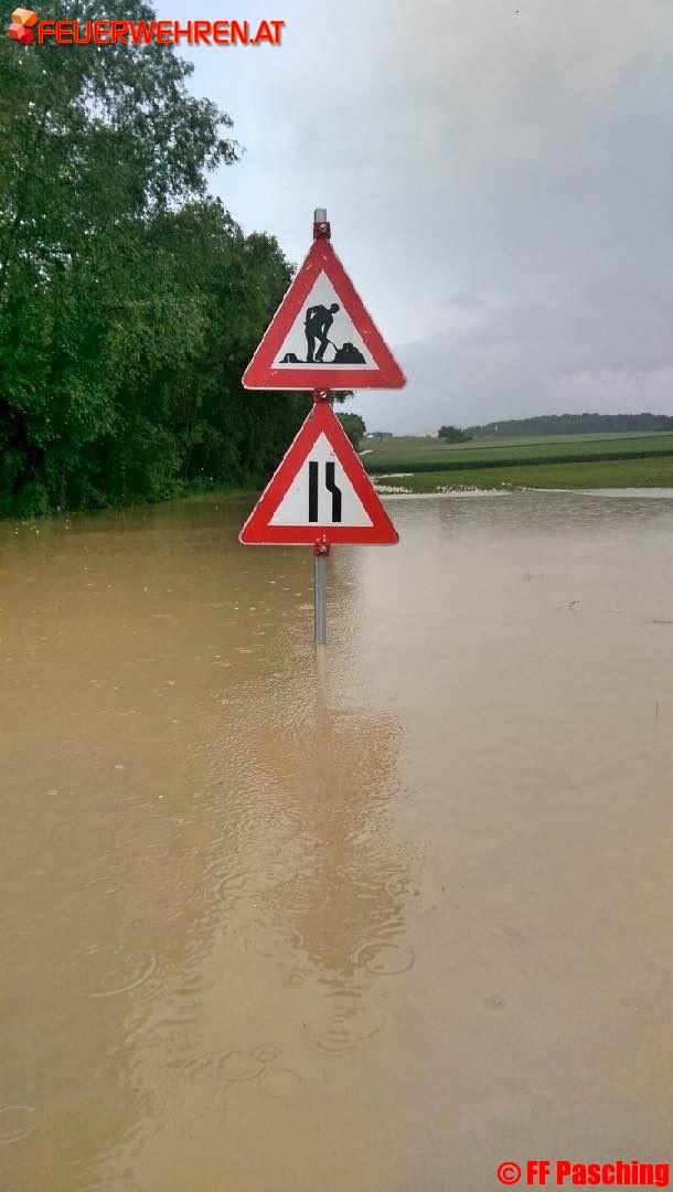 FF Pasching: Stundenlanger Einsatz nach Starkregen