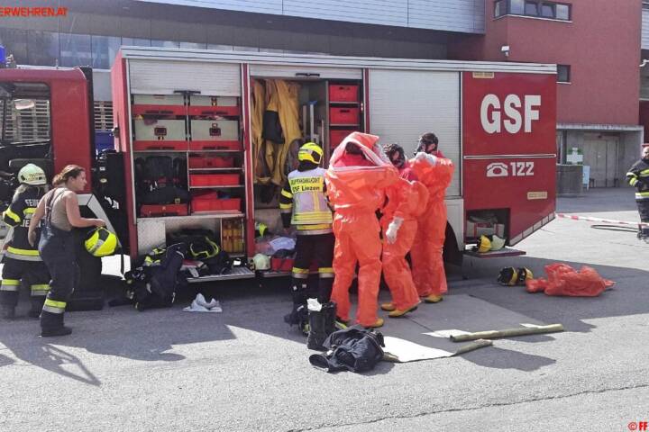 BFV Liezen, Paltental: Schadstoff-Gefahrengutunfall in Trieben
