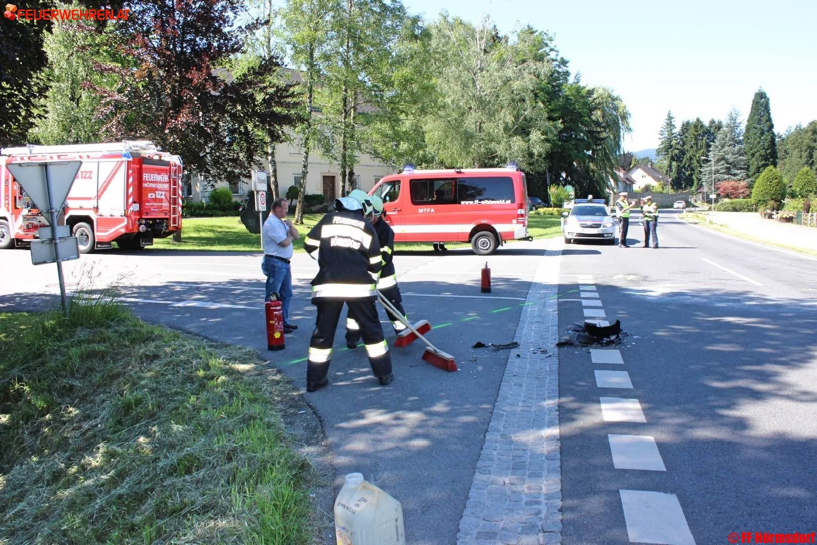 BFVDL: Zwei Verletzte bei Verkehrsunfall in Eibiswald
