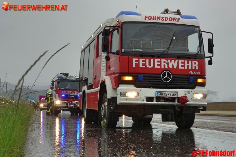 FF Fohnsdorf: Fahrzeug auf der S36 in Leitschiene gekracht