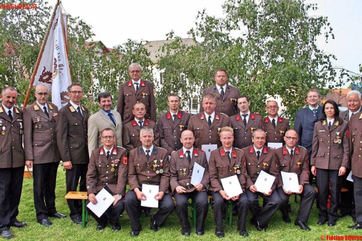 AFK Krems-Land: Verdiente und langjährige Mitglieder vor den Vorhang!
