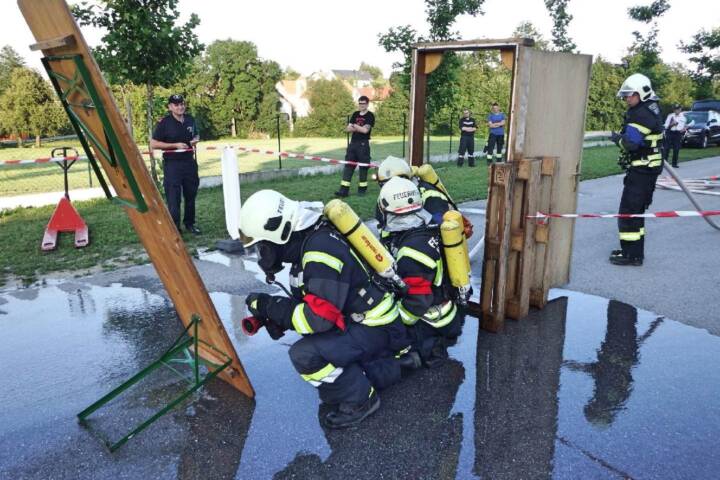 FF Weistrach: Ausbildungsprüfung Löscheinsatz in GOLD bestanden