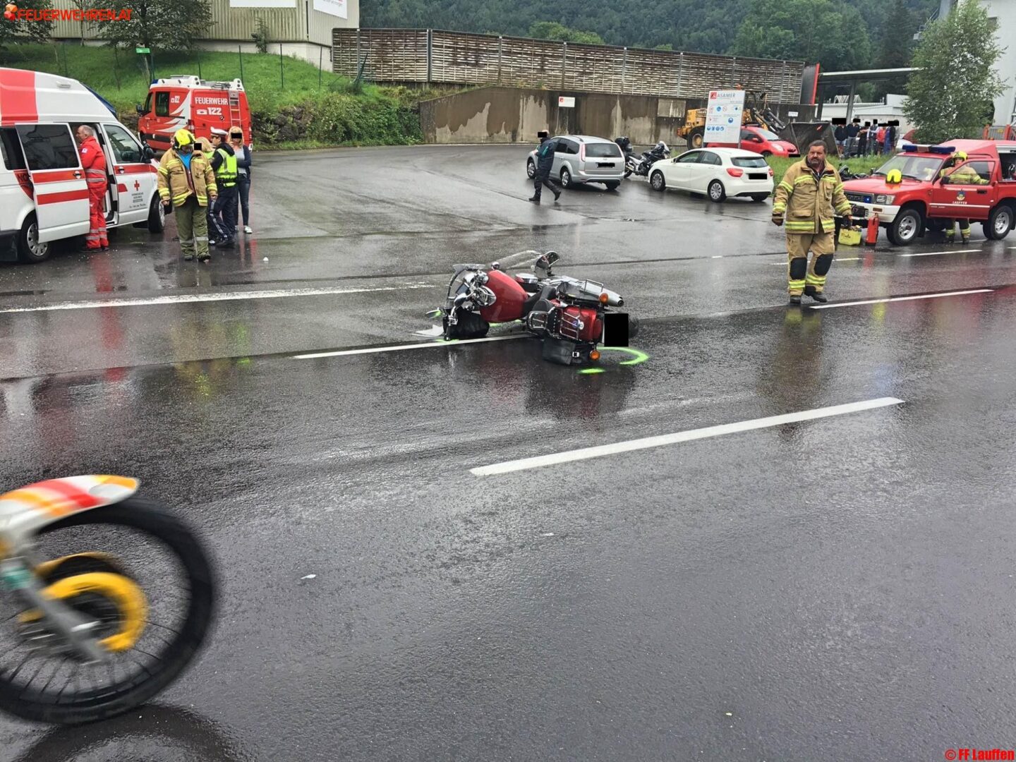 FF Lauffen: Motorradunfall auf B145