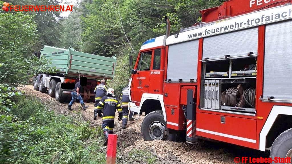 FF Leoben: LKW Bergung Schladnitzgraben