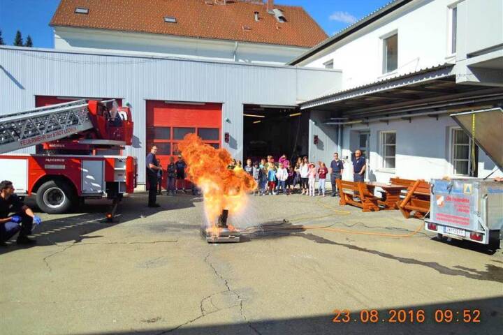 ÖKO – Kids zu Besuch bei der Freiwilligen Feuerwehr Leoben-Stadt