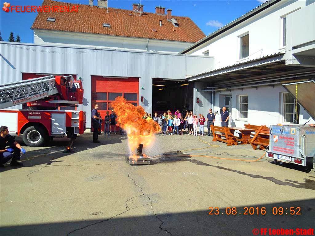 ÖKO – Kids zu Besuch bei der Freiwilligen Feuerwehr Leoben-Stadt