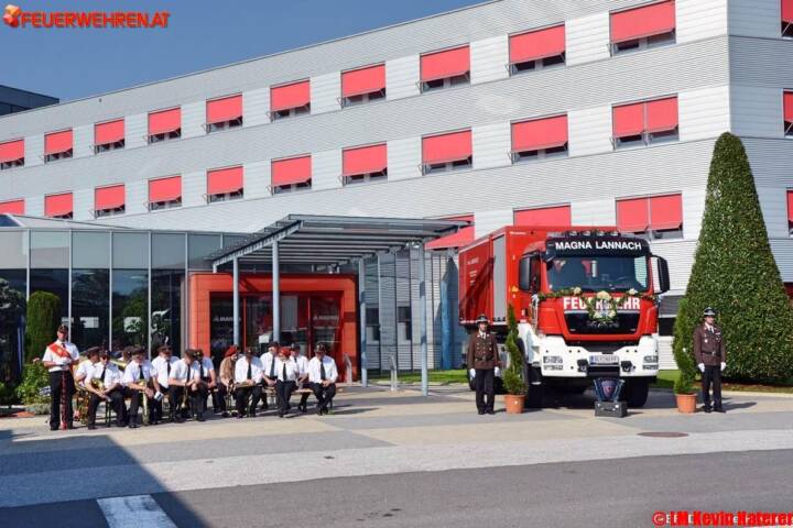 BFVDL: Bereichsfeuerwehrtag und Segnung von WLF und WLA