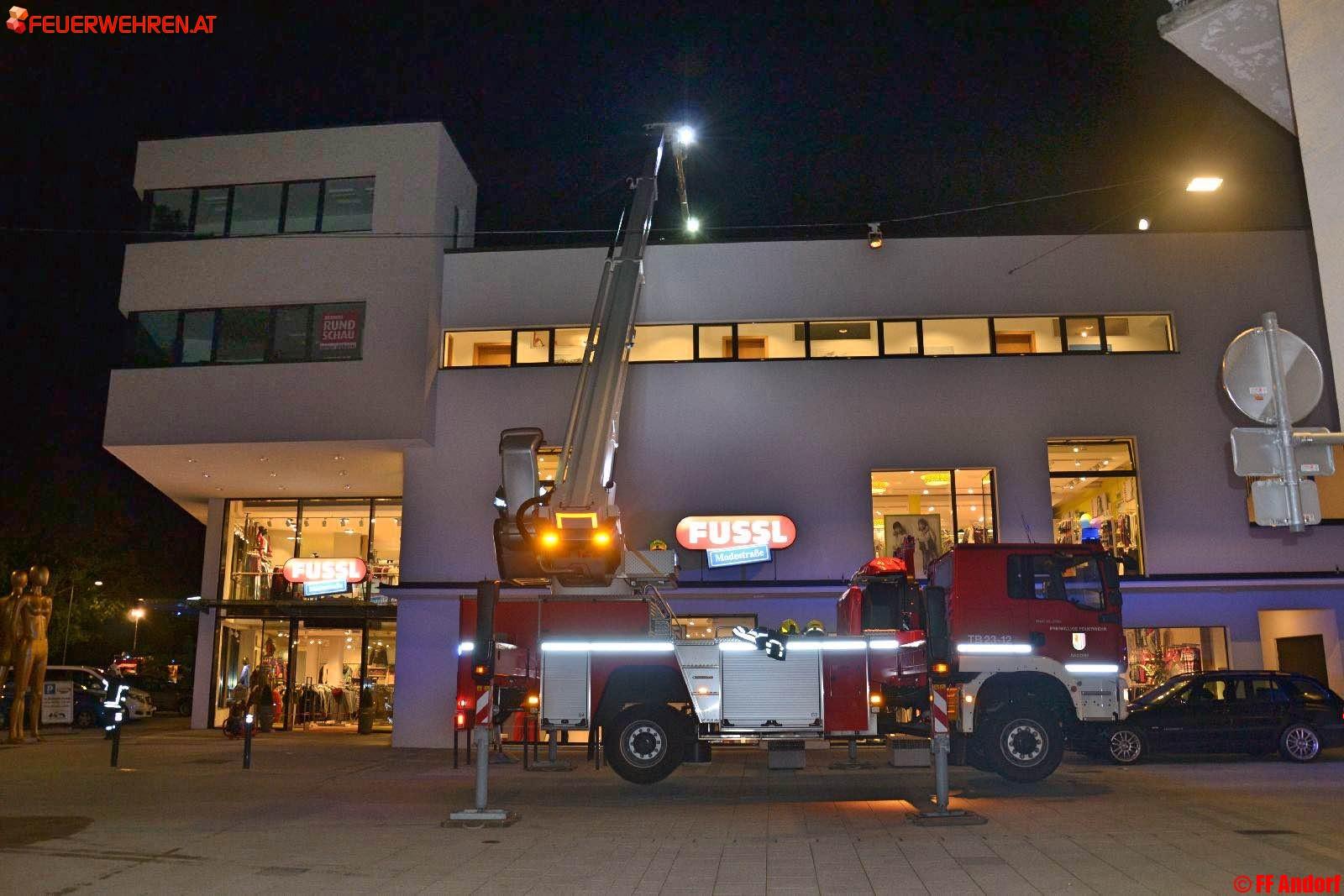 FF Andorf: Brand bei Feinkostbetrieb in Ried im Innkreis