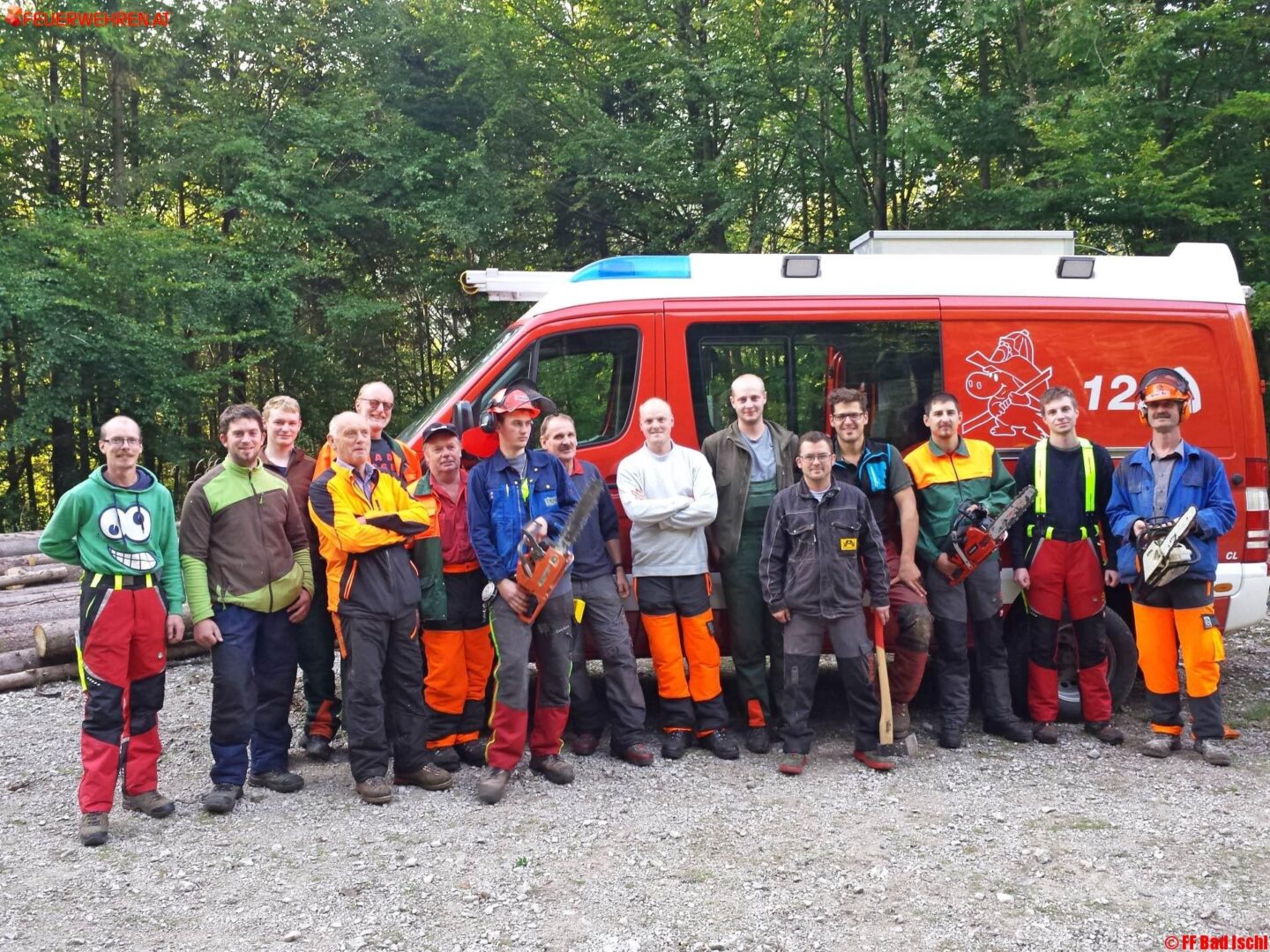 Motorsägenkurs bei der  FF Mitterweissenbach