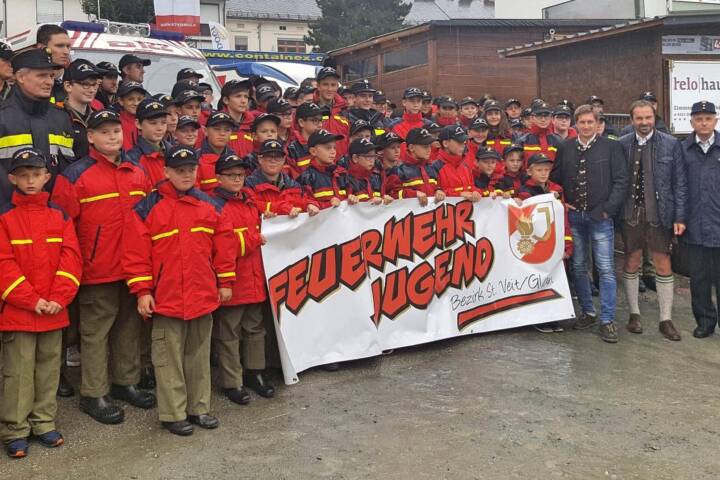 BFKdo. St. Veit/Glan: Wiesenmarktbesuch der Feuerwehrjugend des Bezirkes St. Veit an der Glan