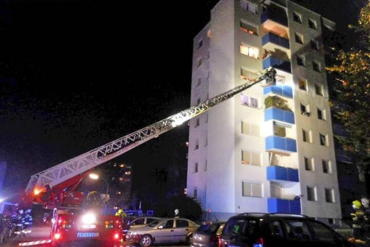 FF Leoben-Stadt: Personenrettung in der Schönowitzstraße