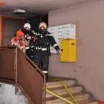 Kellerbrand – Hausbewohner waren vom Brandrauch in ihren Wohnungen eingeschlossen