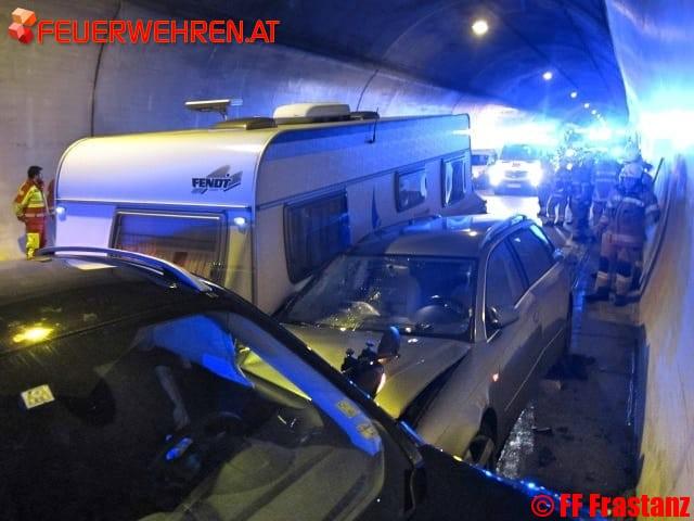 Auffahrunfall im Ambergtunnel