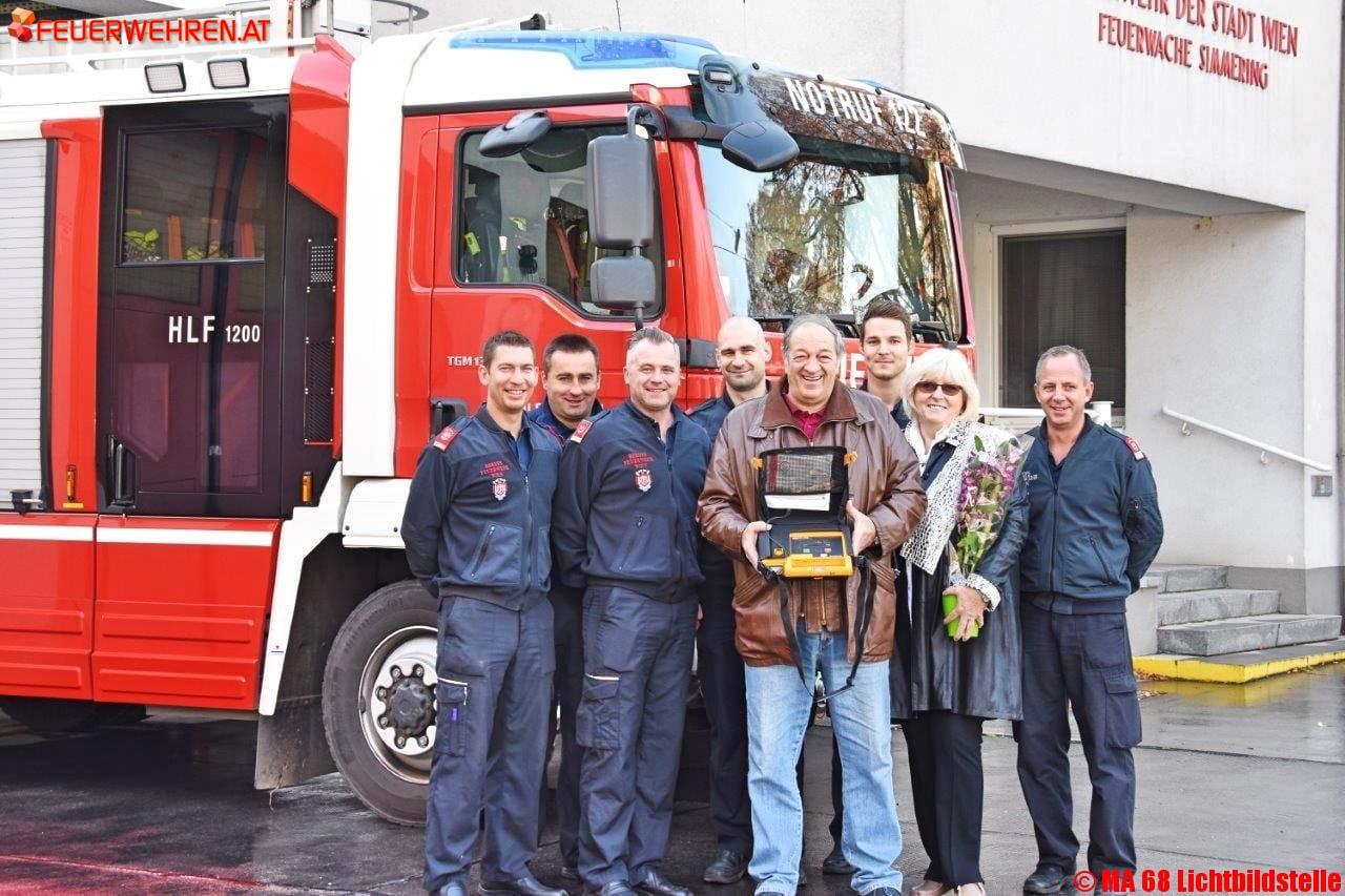 Herzstillstand überlebt – Opfer bedankt sich bei Rettern von der Feuerwehr