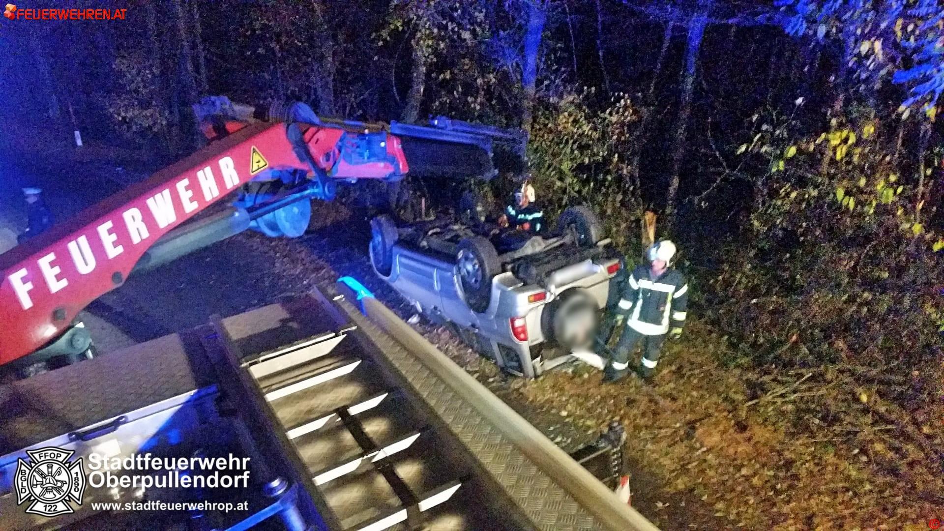 Stadtfeuerwehr Oberpullendorf: Fahrzeugbergung Pilgersdorf