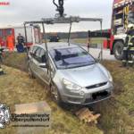 Stadtfeuerwehr Oberpullendorf: Fahrzeugbergung in Unterfrauenhaid 2