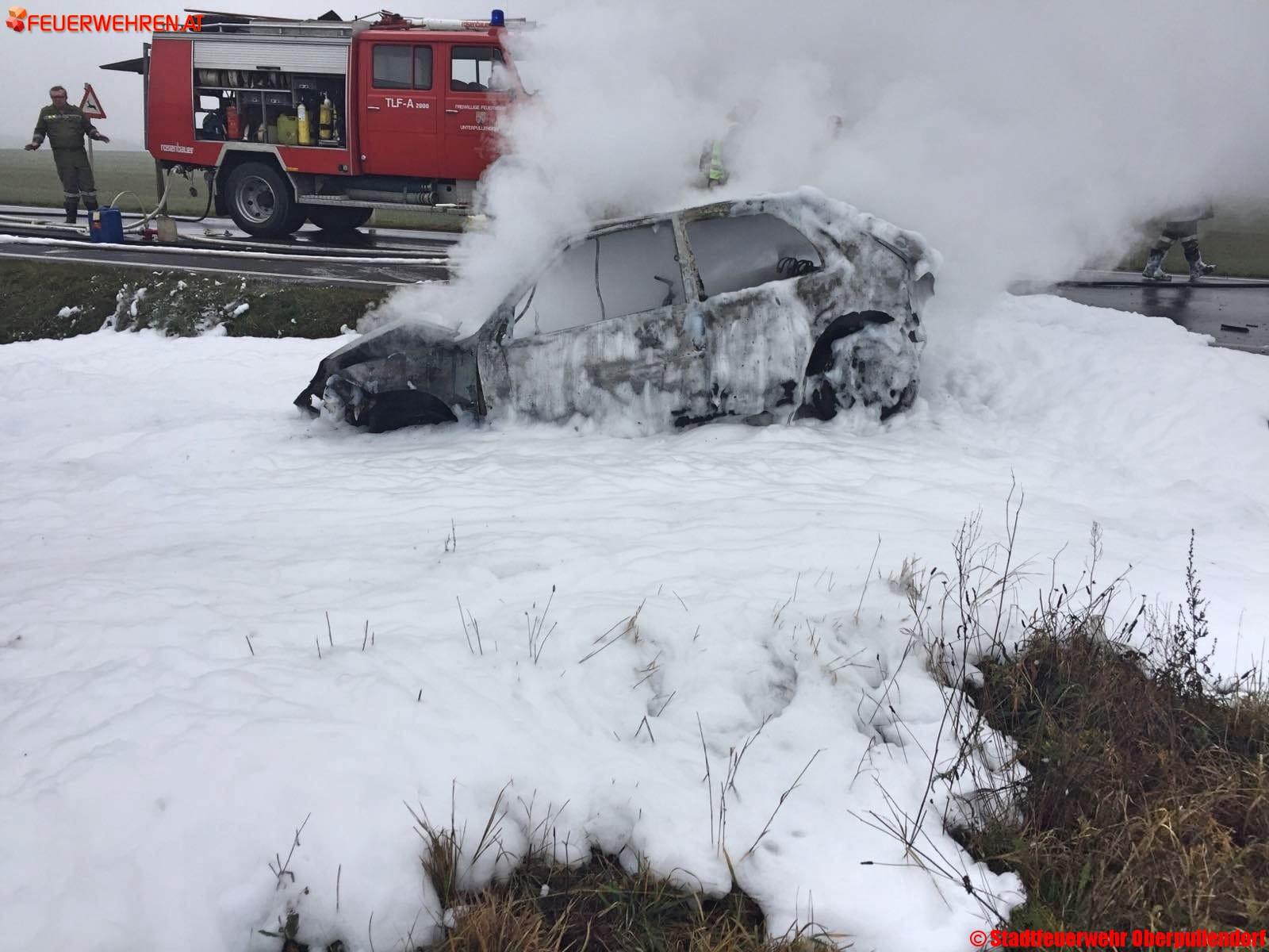 Stadtfeuerwehr Oberpullendorf: Fahrzeugbergung in Unterpullendorf