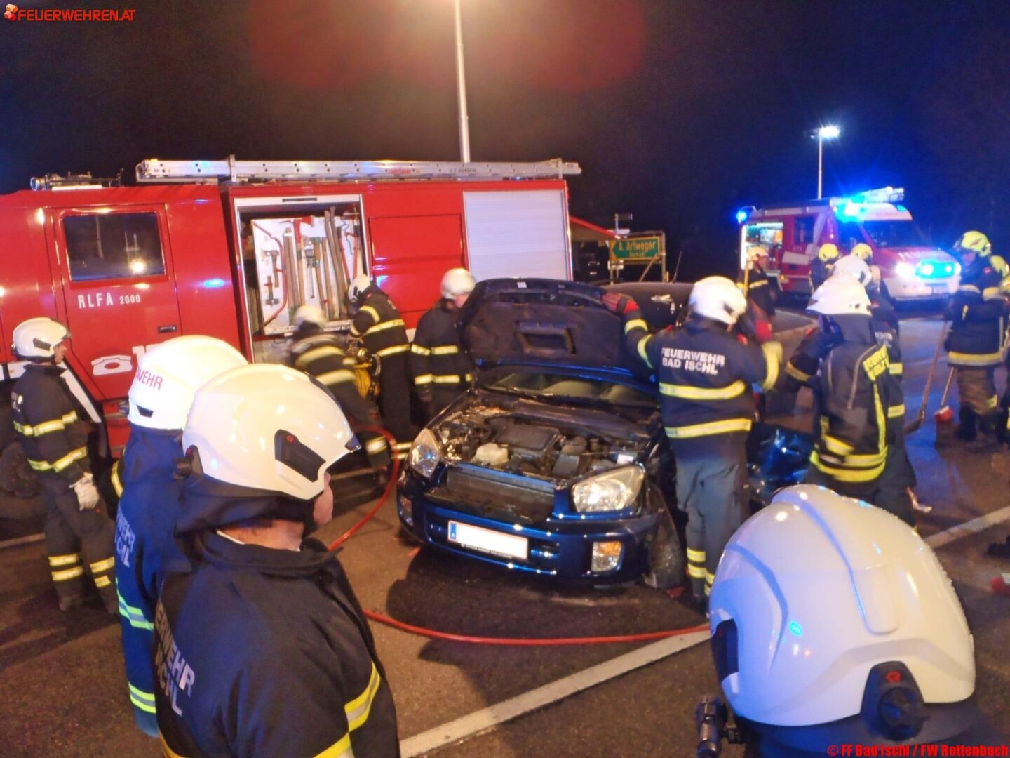 Schwerer Verkehrsunfall in Sulzbach – eine eingeklemmte Person gerettet