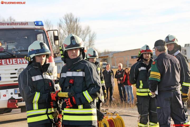 FF Unterwaltersdorf: Ausbildungsprüfung technische Hilfeleistung bestanden
