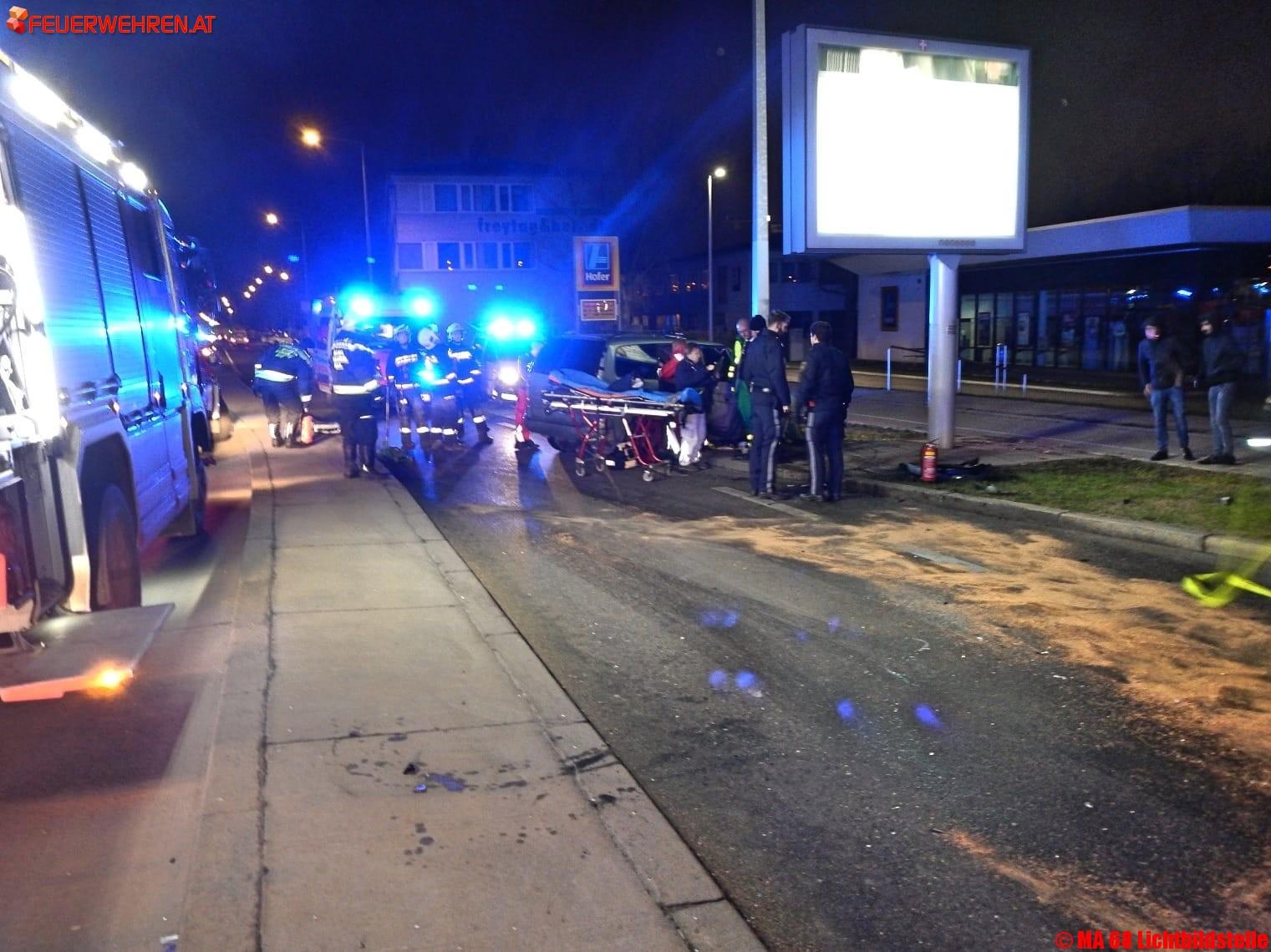 Ein Verletzter bei Verkehrsunfall in Wien-Liesing