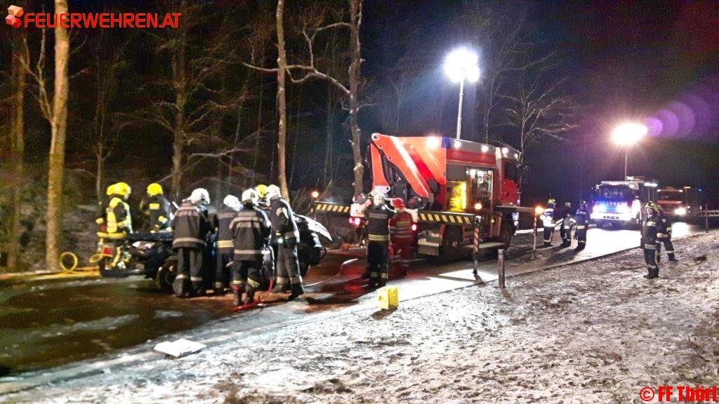 Tödlicher Verkehrsunfall zwischen Thörl und Kapfenberg zu Silverster